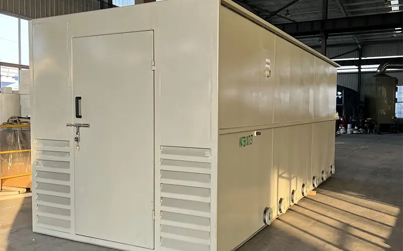 Containerized integrated wastewater treatment plant with enclosed design, suitable for mobile and compact sewage treatment.