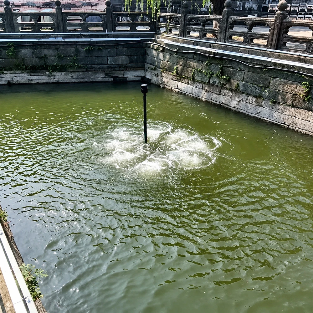 Submersible centrifugal aerator circulating water and fine bubbles in a sewage tank to prevent sludge settling